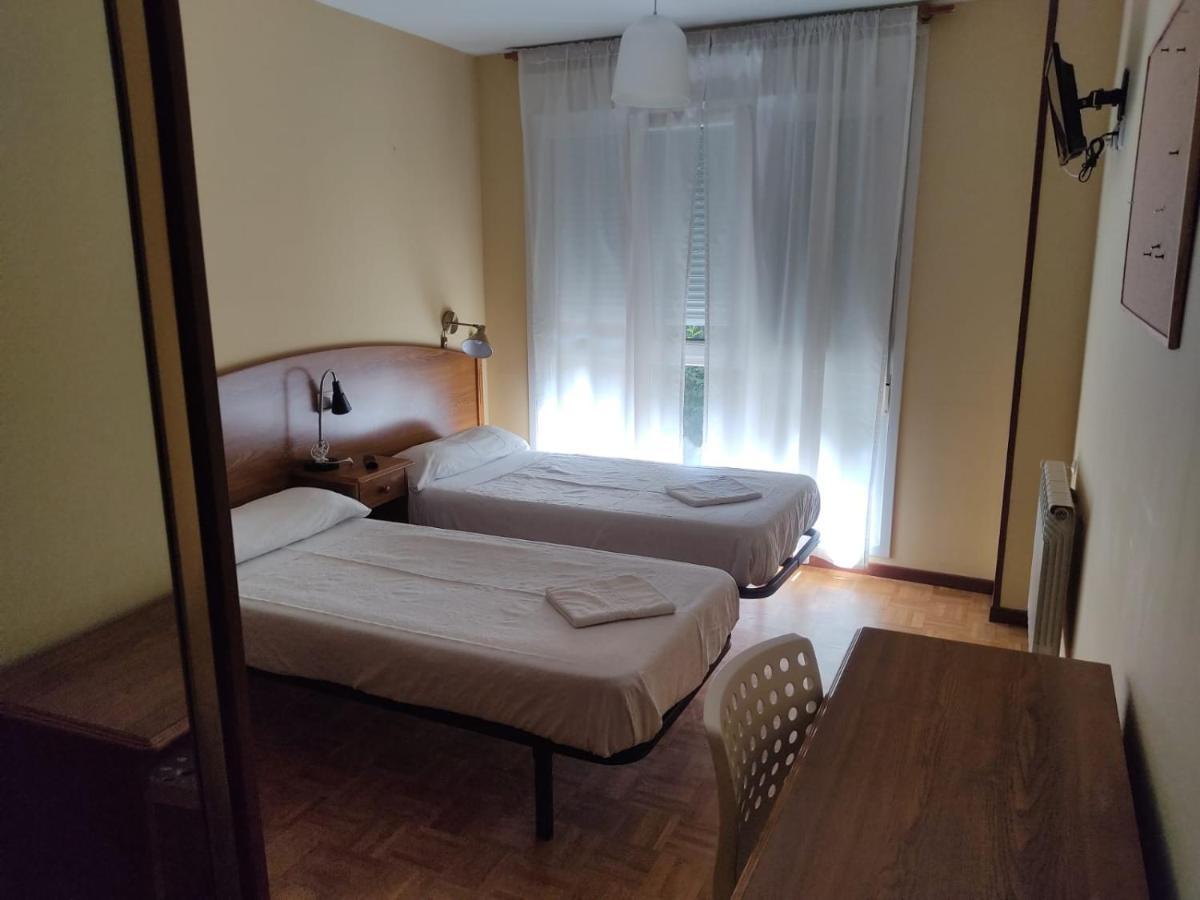 Hotel Camagueey Gijon Bagian luar foto